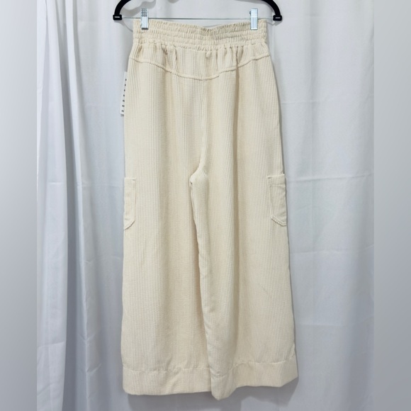 Urban Outfitters Ivory High Waist Flowy Wide-Leg Corduroy Pants. Small. NWT - Picture 12 of 15